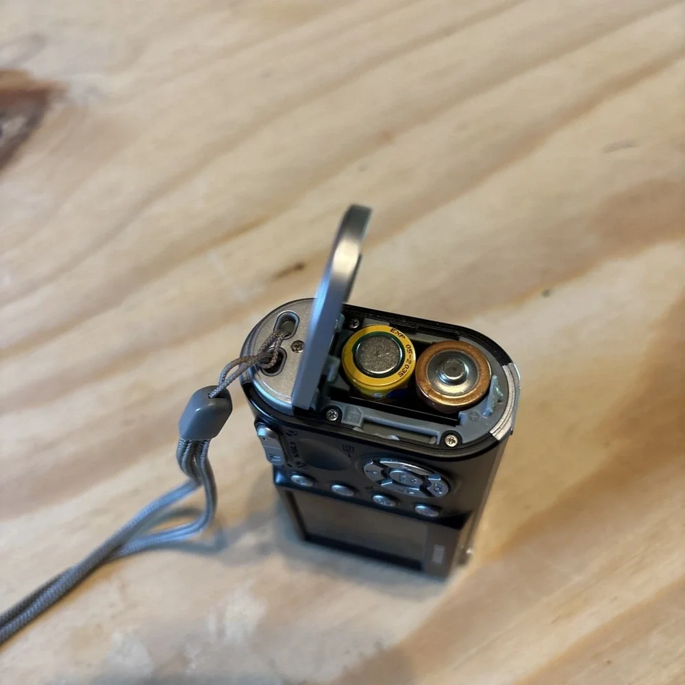 Samsung Digimax A503 5.0MP Compact Digital Camera Black PARTS OR REPAIR